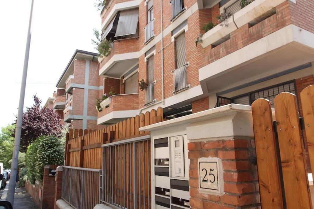 Vatican Flat Spacious Cozy With Court Rome Extérieur photo