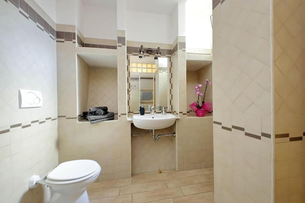 Vatican Flat Spacious Cozy With Court Rome Extérieur photo